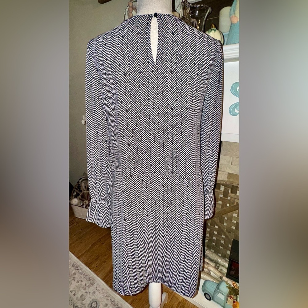 Mango shift dress. Herringbone pattern. EUC. Size… - image 9